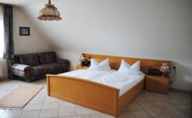 Gasthof-Hotel-Loewen Гехінґен Номер фото
